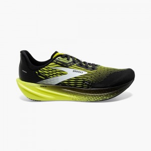 Coral / Black Men Brooks Hyperion Max Track Spikes | VIGC42897